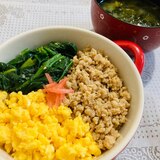 ⭐2:1:1:1のおいしい鶏そぼろ丼⭐